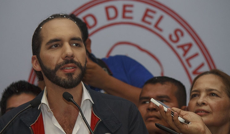 Nayib Bukele Llevó Sus Nuevas Ideas A La UES - Vanguardia El Salvador